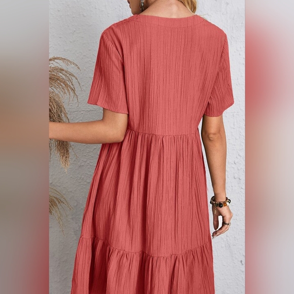 Full Size Ruched V-Neck Short Sleeve Dress - Picture 3 of 5